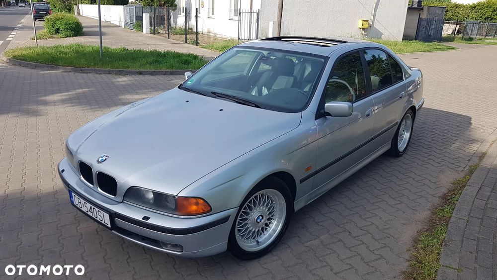 BMW Seria 5 523i - 3