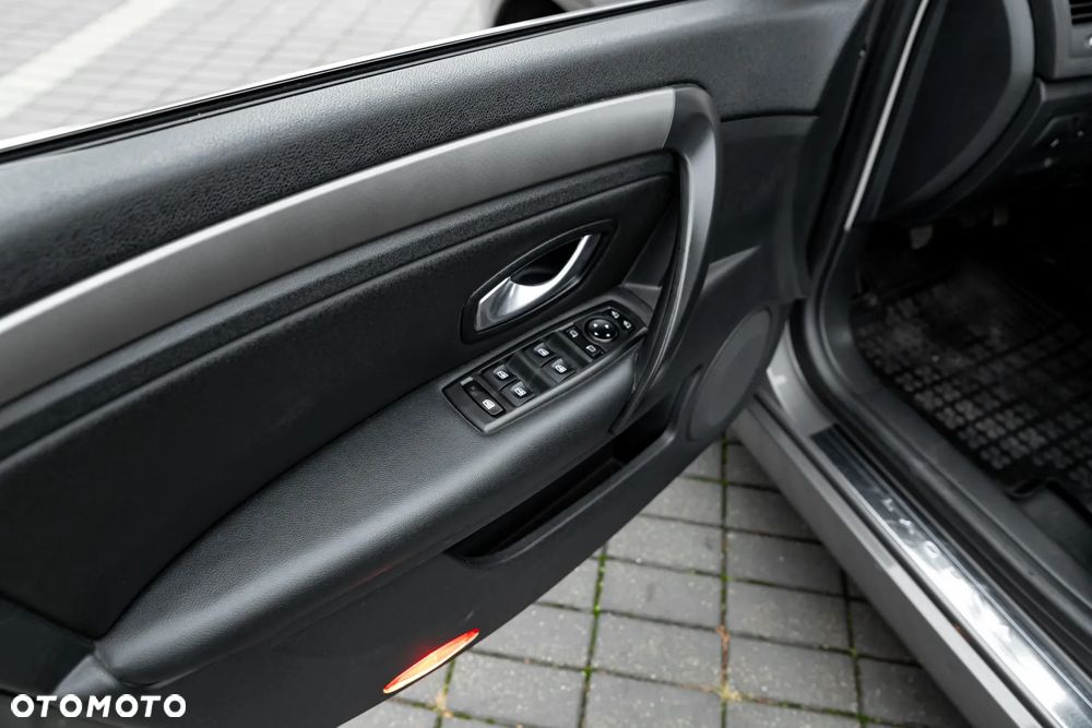 Renault Laguna 2.0 DCi FAP Expression - 28