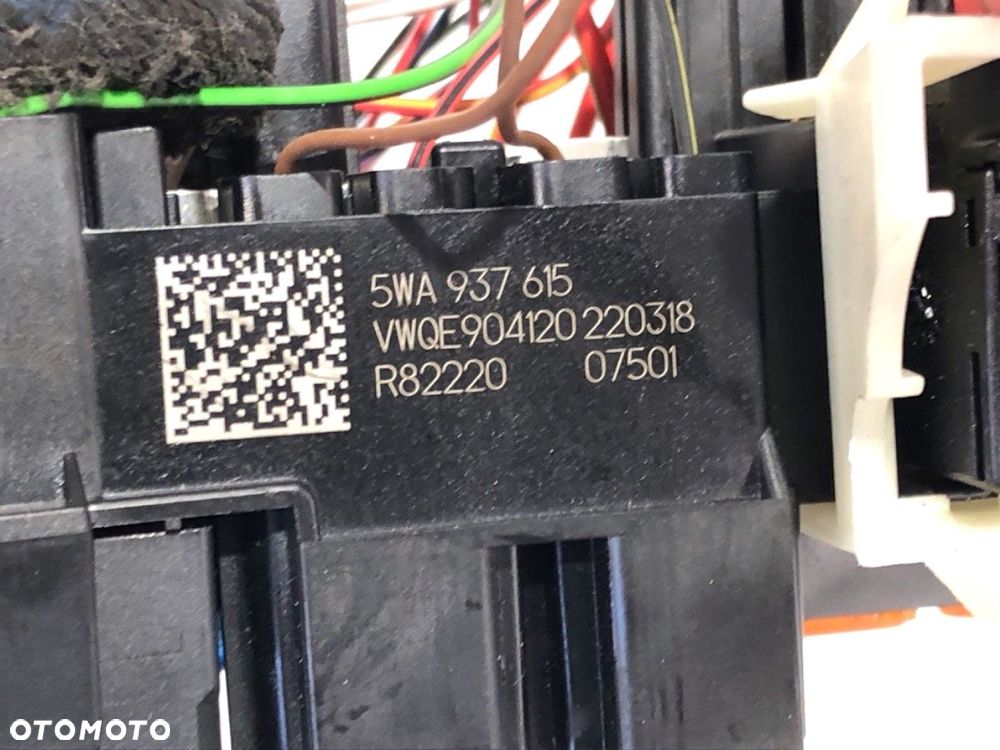 SKRZYNKA BEZPIECZNIKÓW  VW GOLF VIII (CD1) 2019 - 2022 1.5 TSI 96 kW [131 KM] benzyna 2019 - 2022 - 4