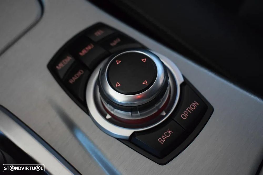 BMW 525 d Line Luxury Auto - 19