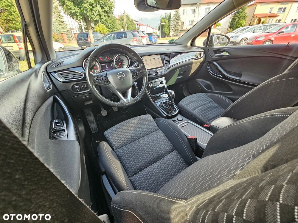 Opel Astra - 8