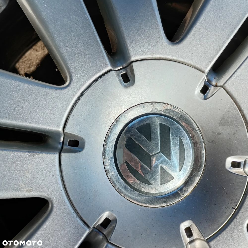 Felgi koła passat B6 16" - 13