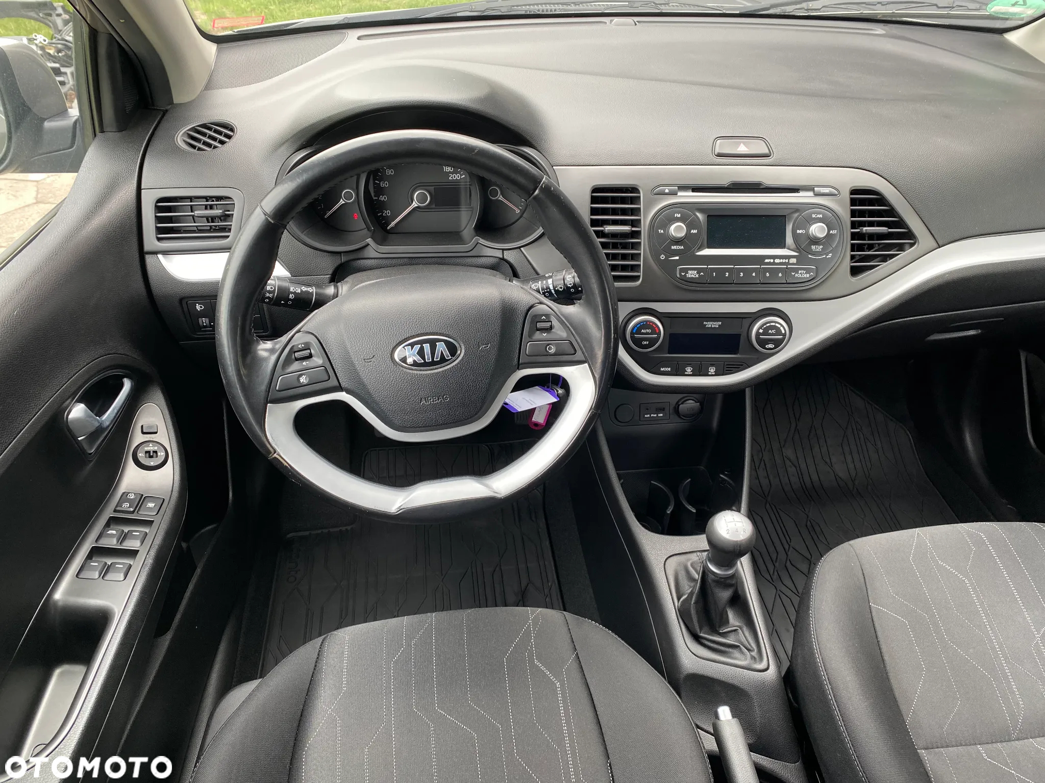 Kia Picanto 1.2 Dream Team Edition - 10