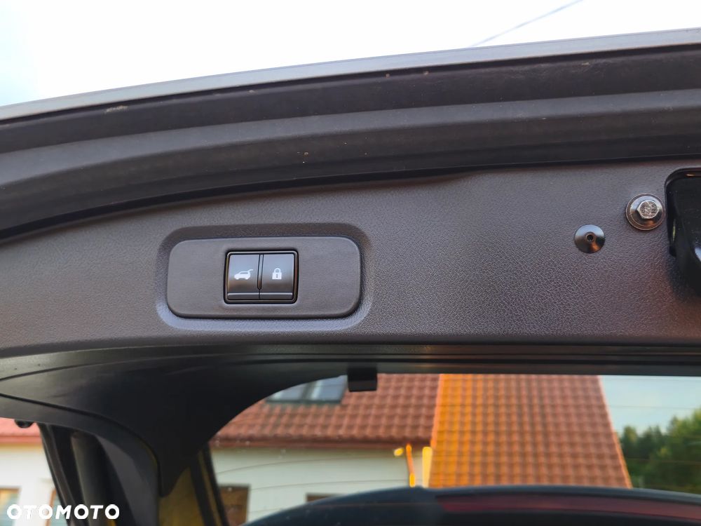 Nissan Qashqai 1.3 DIG-T MHEV Tekna Xtronic - 37