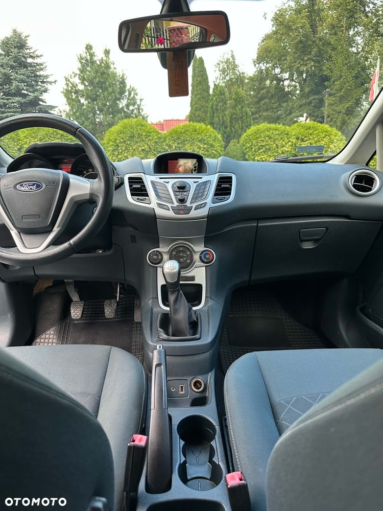 Ford Fiesta 1.6 TDCi ECOneticTitanium ASS - 11