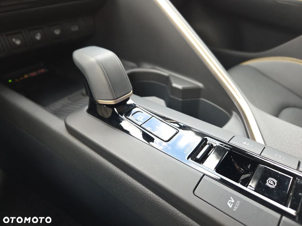 Toyota C-HR 2.0 Hybrid Dynamic Force Executive Premiere Edition - 28