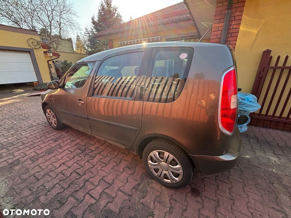 Skoda Roomster 1.4 16V - 4