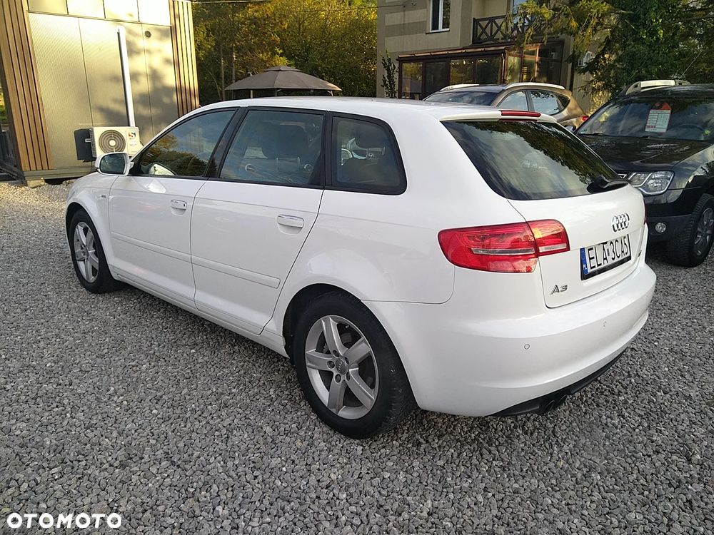 Audi A3 Sportback 2012 photo 2