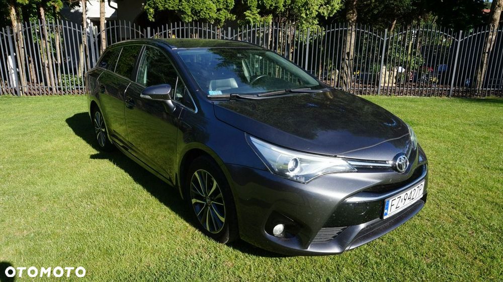 Toyota Avensis - 3