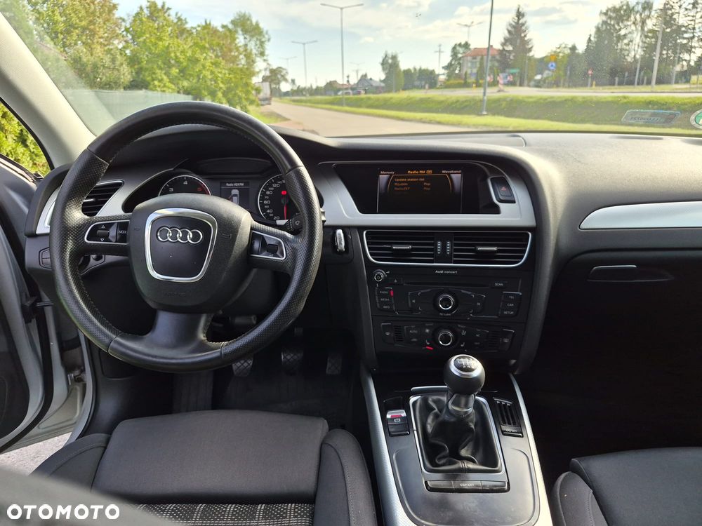 Audi A4 Avant - 6