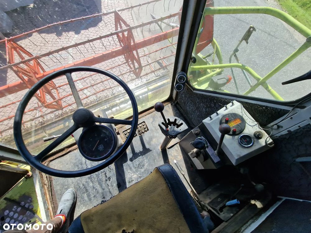 Claas Dominator 96 - 16