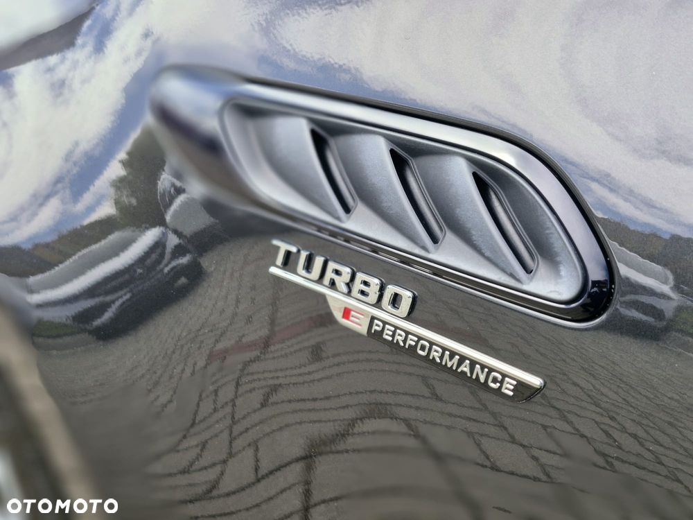 Mercedes-Benz Klasa C AMG 63 S E Performance PHEV 4-Matic - 36