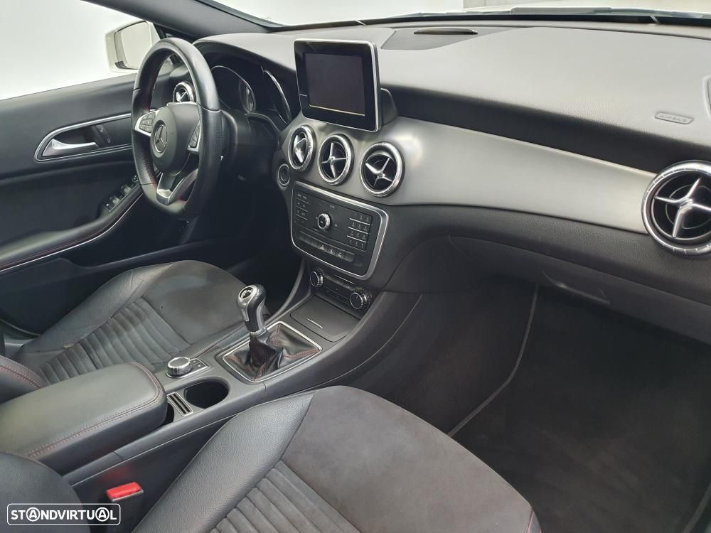Mercedes-Benz CLA 200 d AMG Line - 9