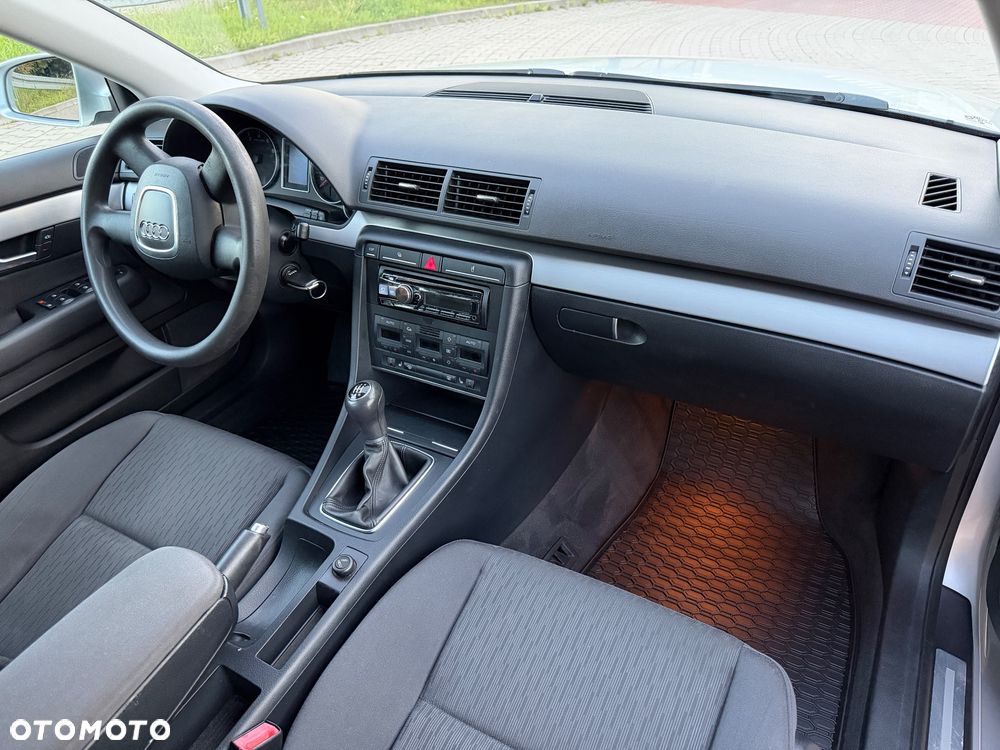 Audi A4 Avant 1.6 - 12