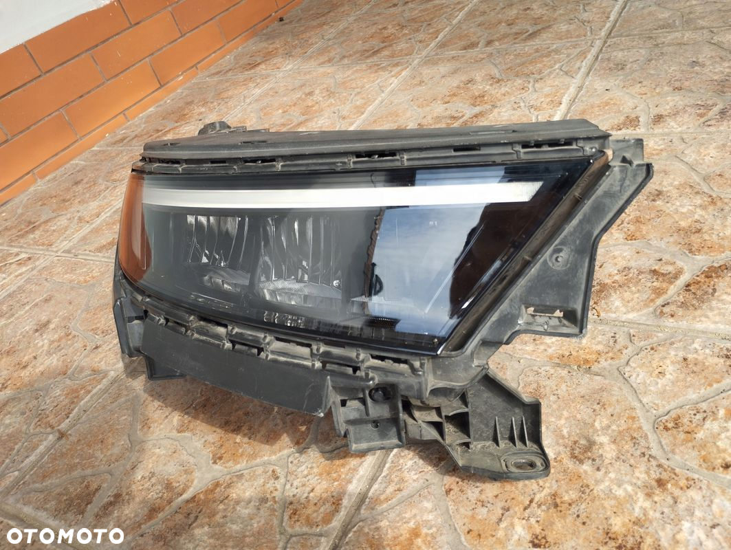 Lampa prawa Full LED Opel Mokka B II 2020-^ 9847939180 - 3