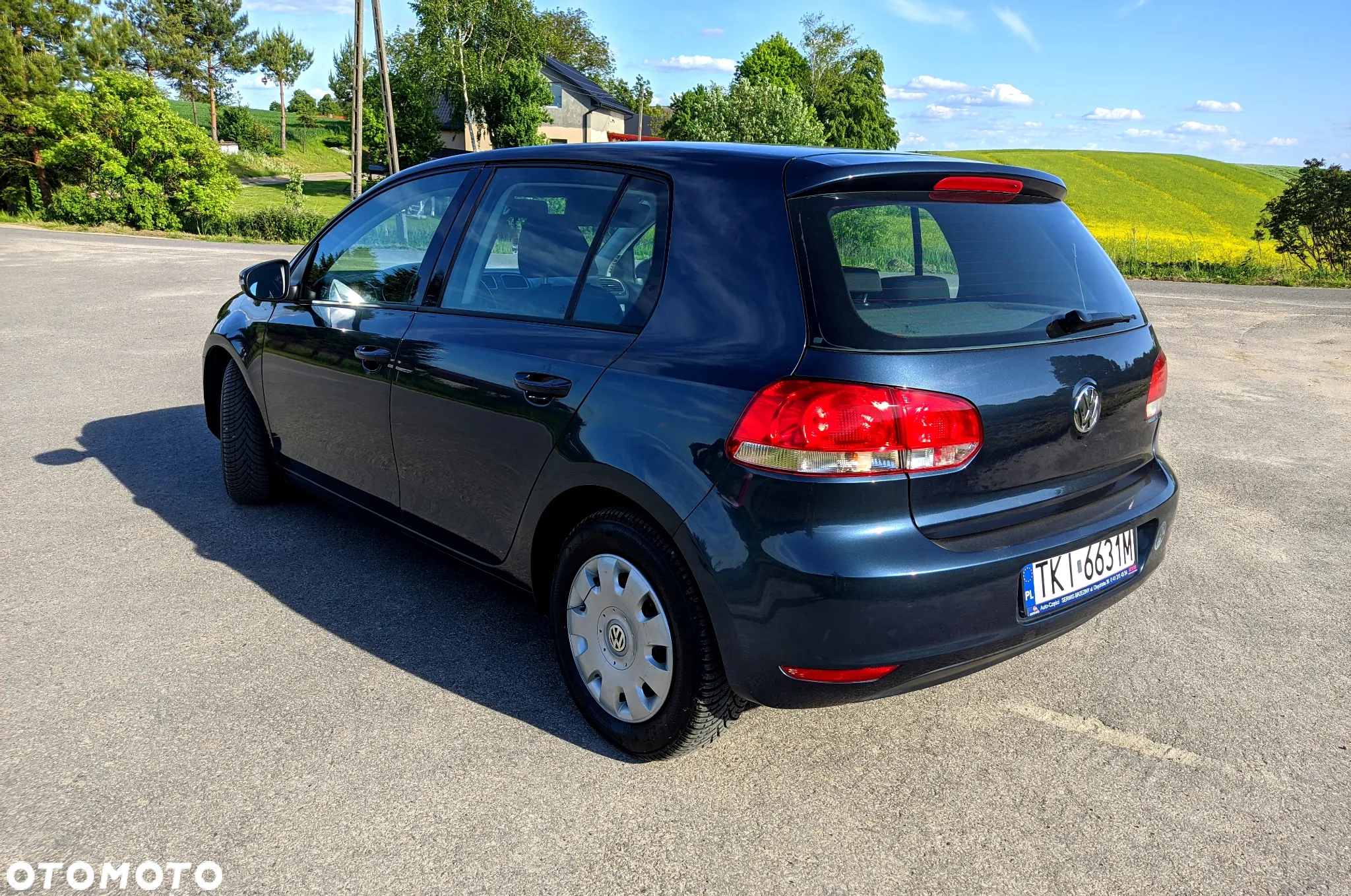 Volkswagen Golf - 6