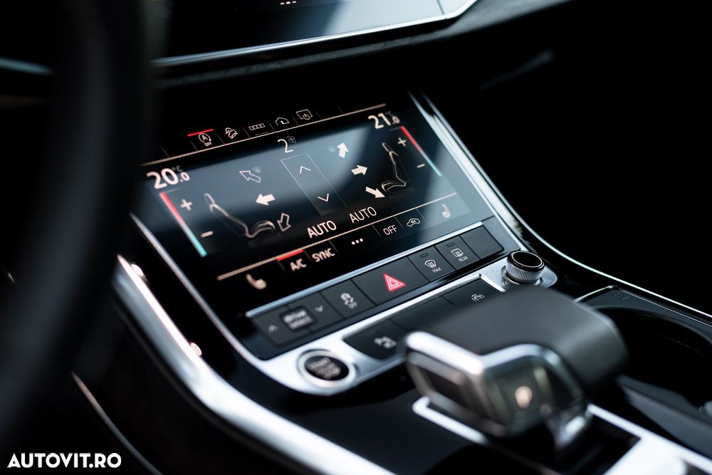 Audi Q7 3.0 55 TFSI quattro Tiptronic S Line - 10