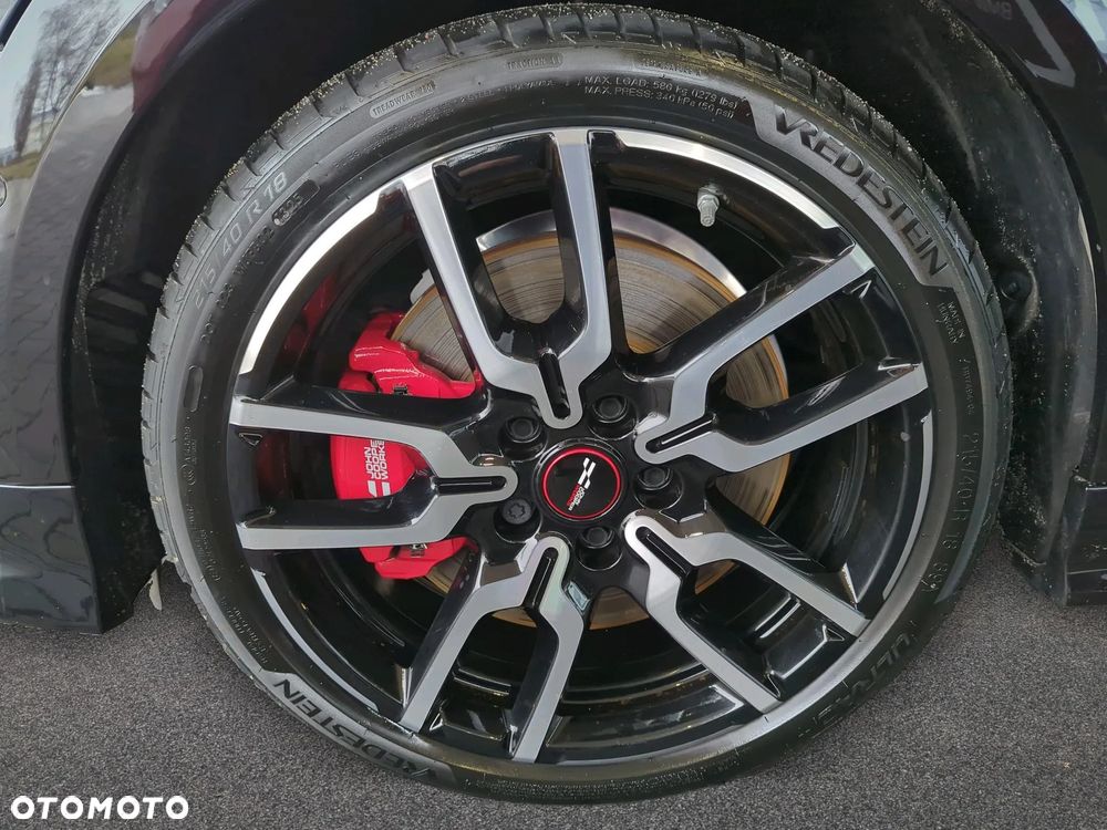 MINI John Cooper Works - 16