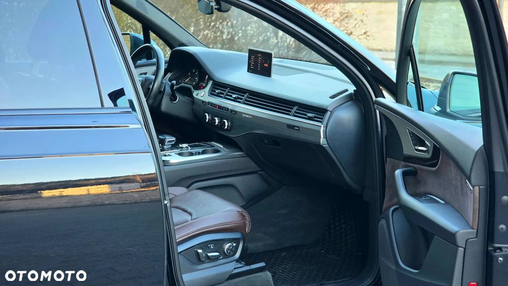 Audi SQ7 - 24