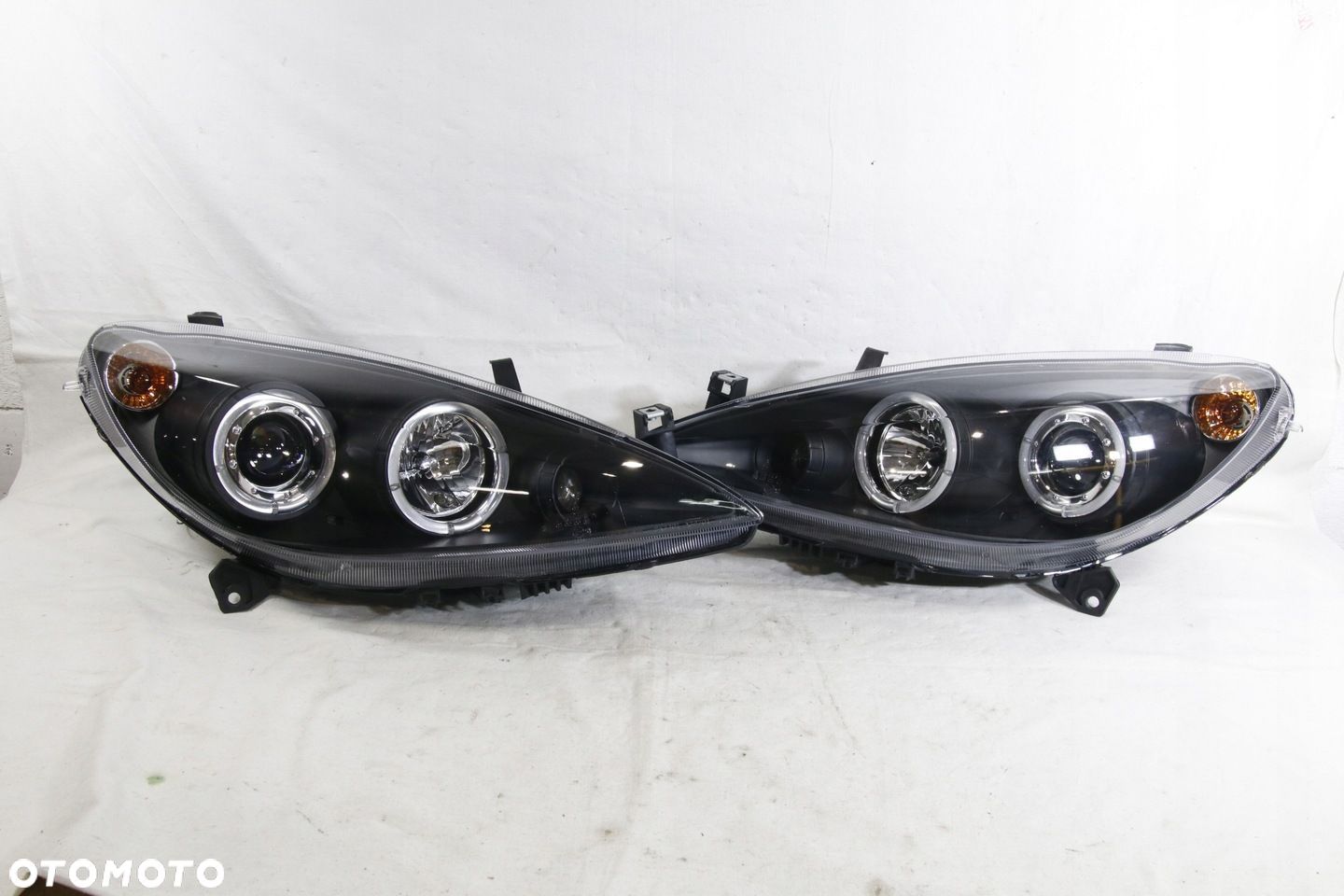 Reflektory Lampy kpl Tuning Sonar Ringi Led angel Eyes Peugeot 307 2001-05 - 1