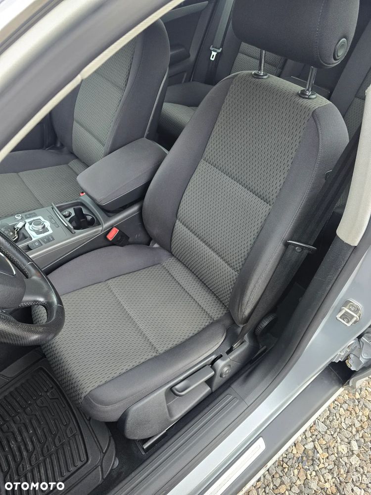 Audi A6 Avant 2.4 - 14