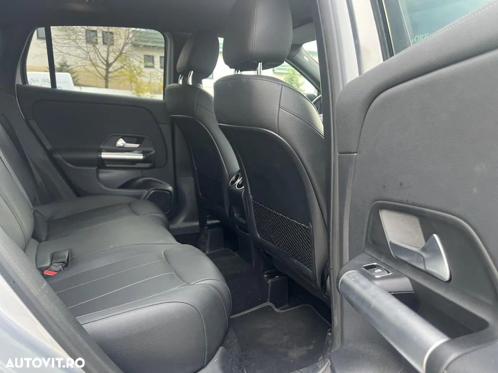 Mercedes-Benz GLA 200 d 4MATIC Aut. - 14