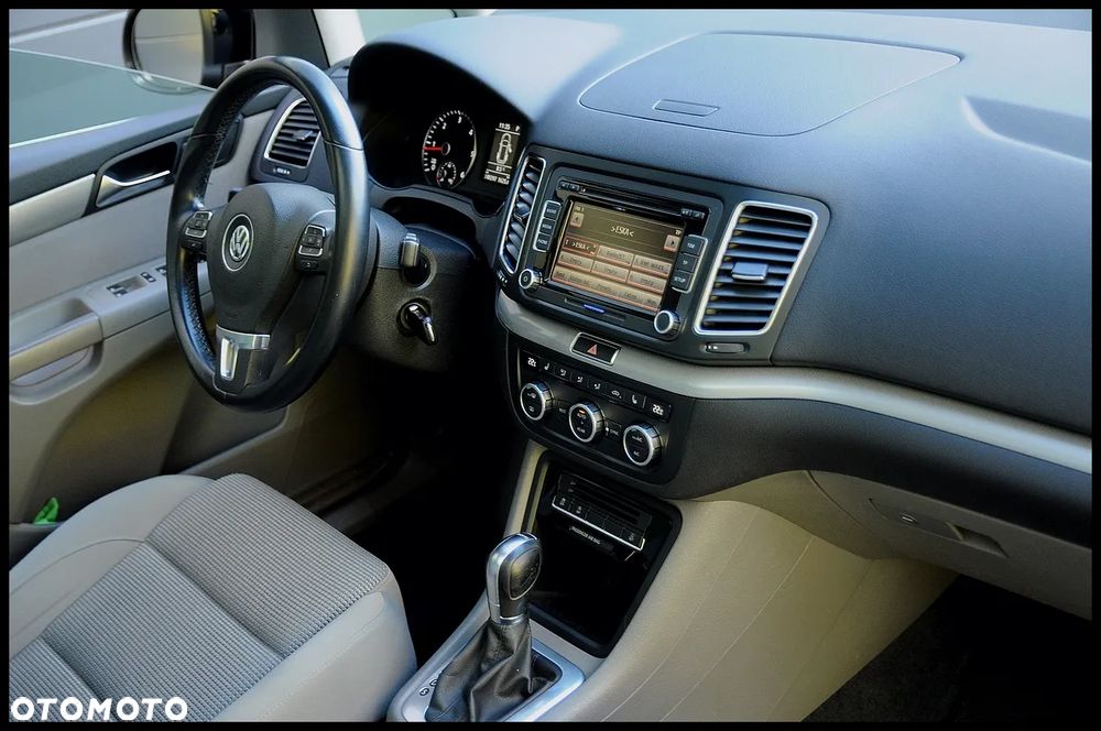 Volkswagen Sharan 2.0 TDI Highline DSG - 30