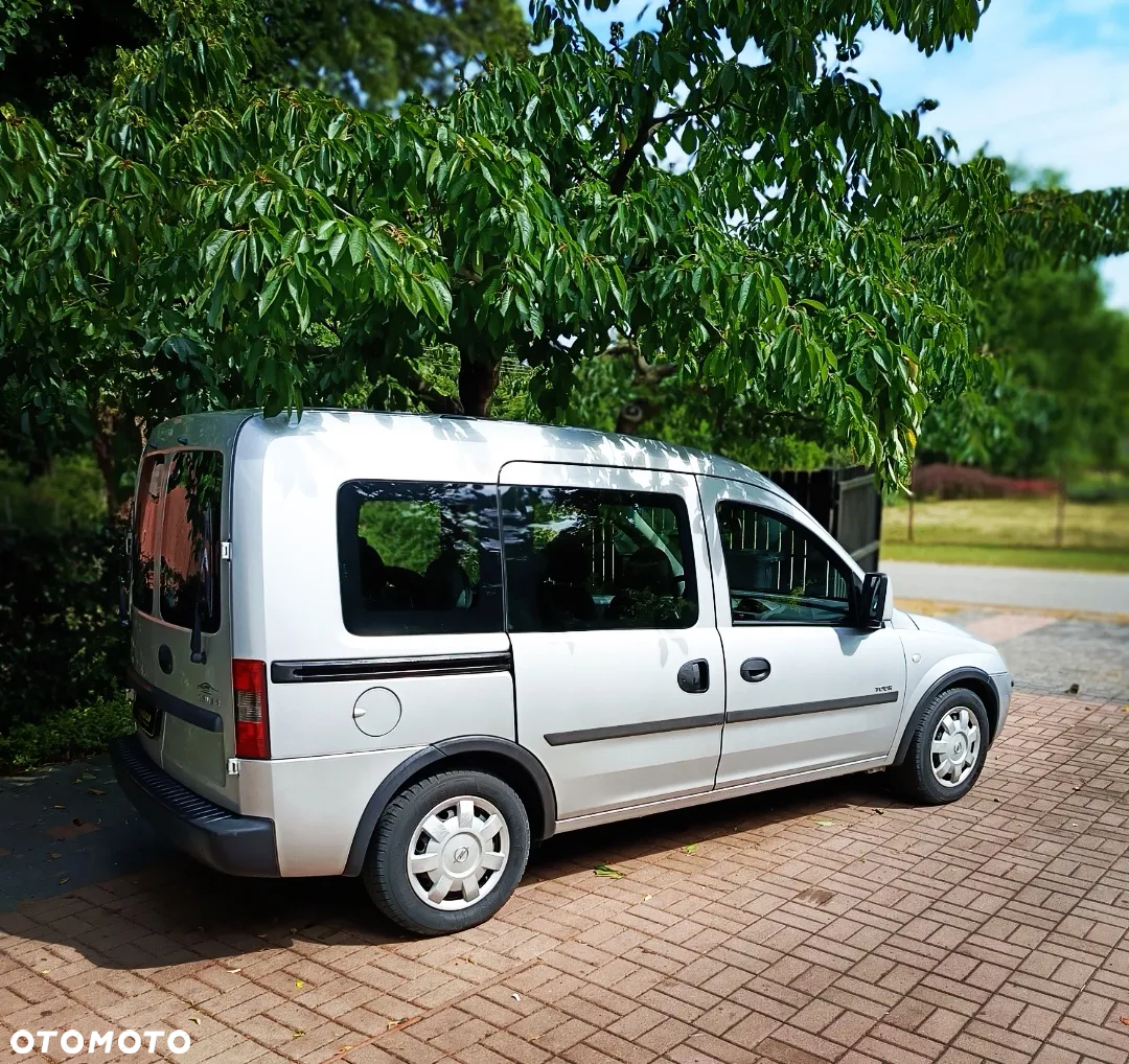 Opel Combo Tour 1.6 N-Joy - 6