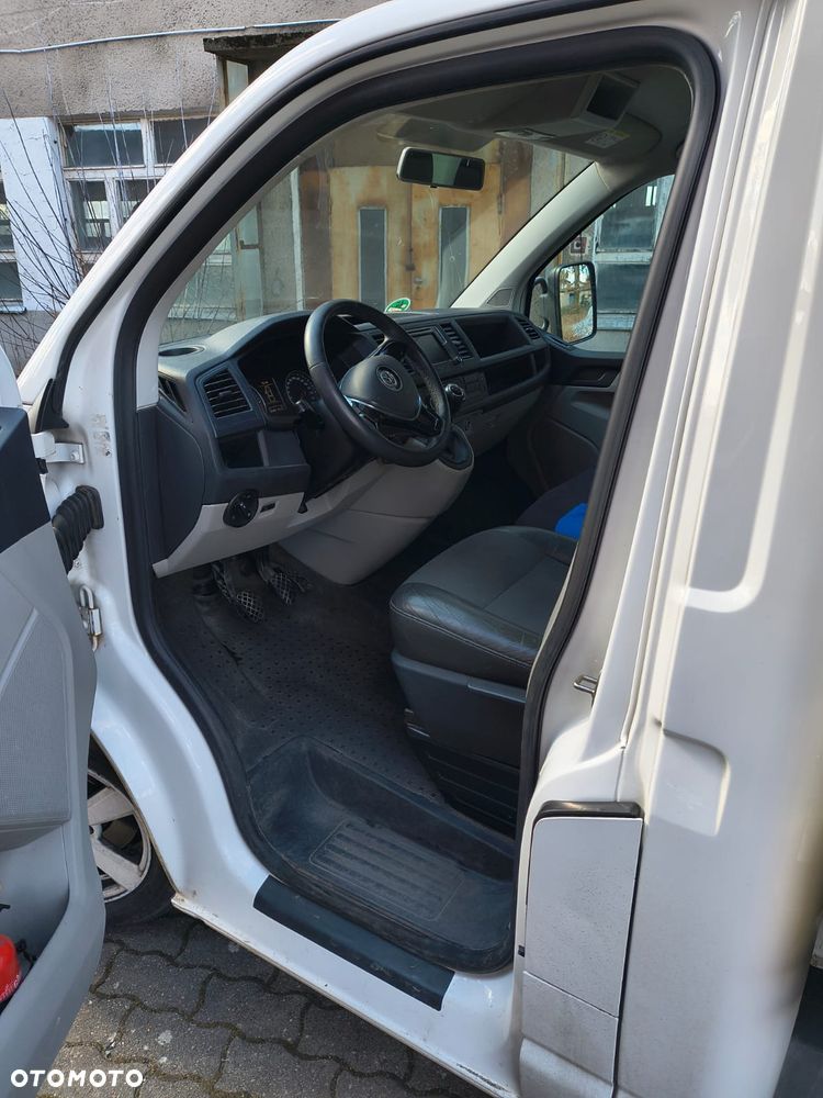Volkswagen T6 - 6