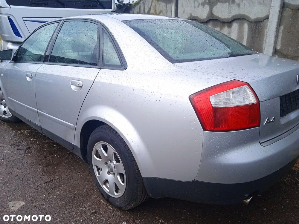 Na części Audi A4 B6 2.0 FJP ALT LY7W silnik skrzynia biegów klapa błotnik drzwi zderzak - 3