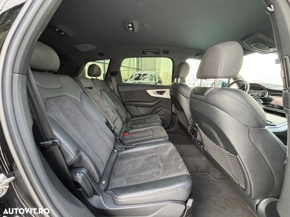 Audi Q7 3.0 50 TDI quattro Tiptronic S Line - 7