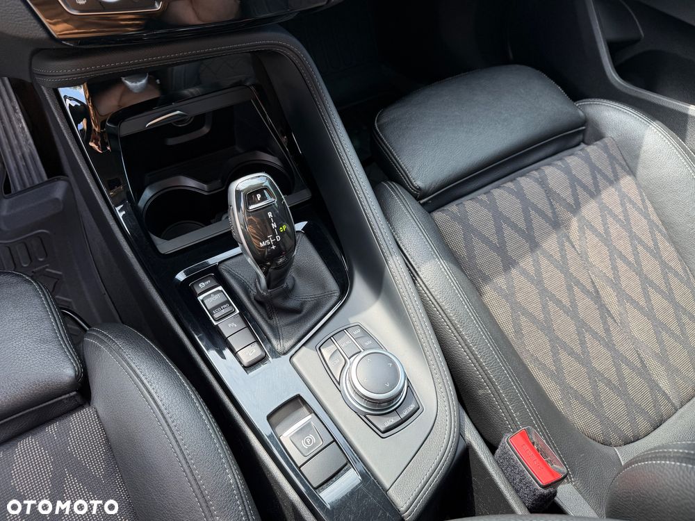 BMW X1 xDrive18d xLine sport - 28