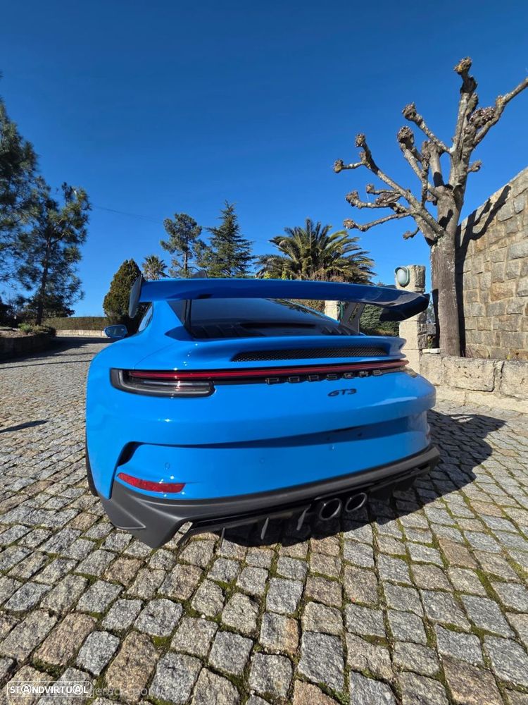 Porsche 911 Série F - 4