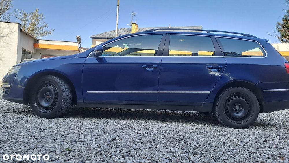 Volkswagen Passat 2.0 TDI Comfortline - 15