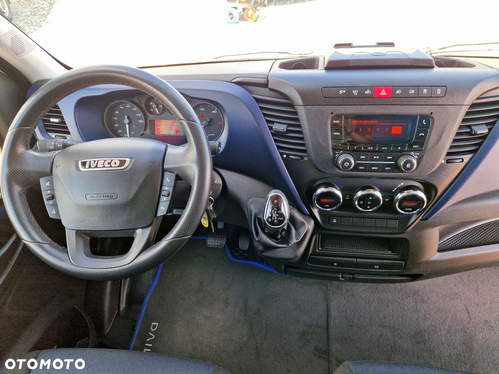 Iveco 35S16 2,3 HPI 160 KONNY KONTENER 4,2M WINDA KLIMA WEBASTO KAMERA 8 BIEGOWY HIMATIC 4,1M ROZSTAW OSI IDEALNY - 24