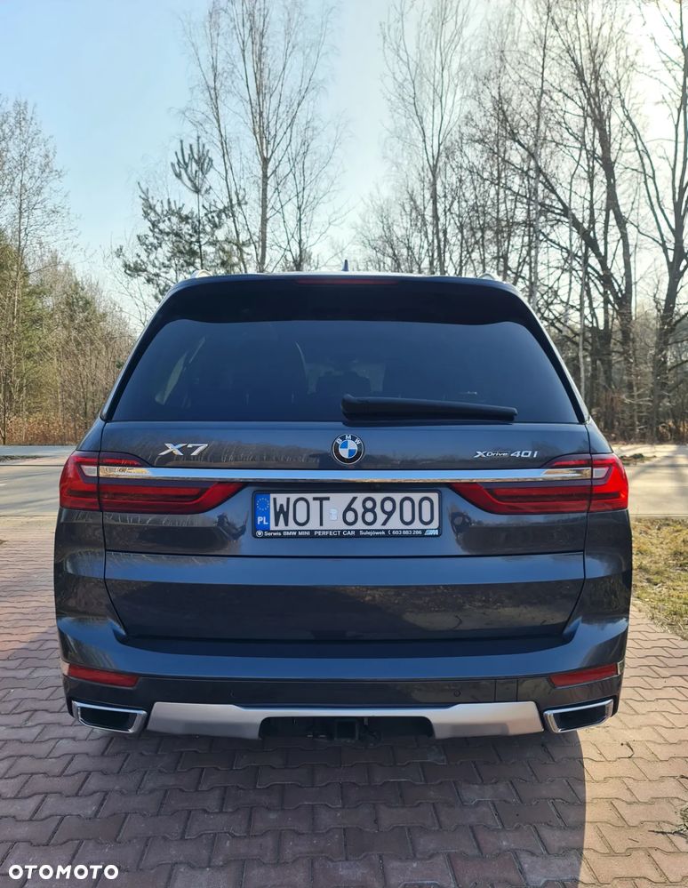BMW X7 xDrive40i - 9