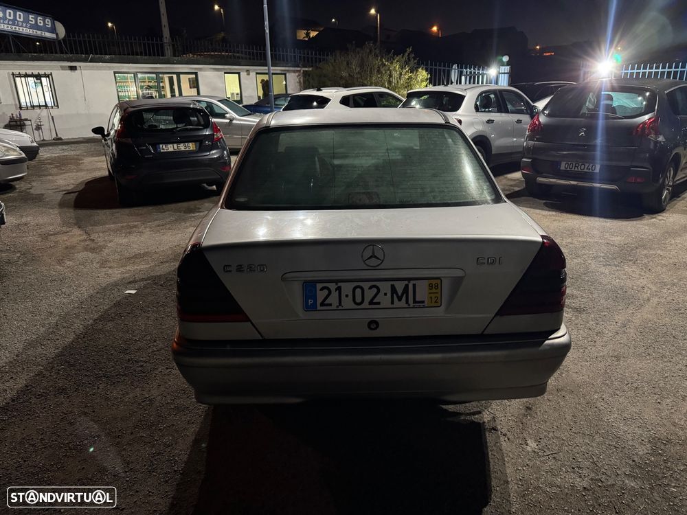 Mercedes-Benz C 220 CDI Classic - 27