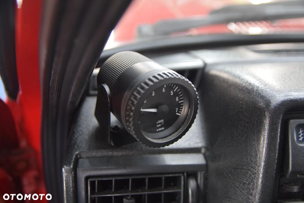 Volkswagen Golf 1.3 - 12