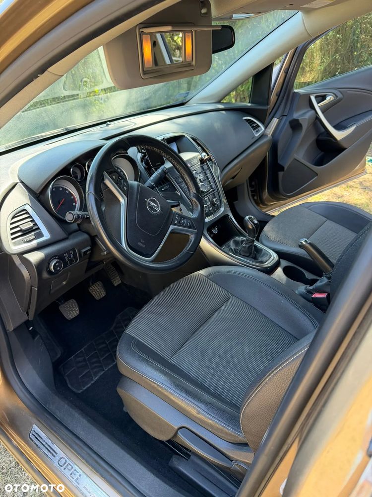 Opel Astra - 17