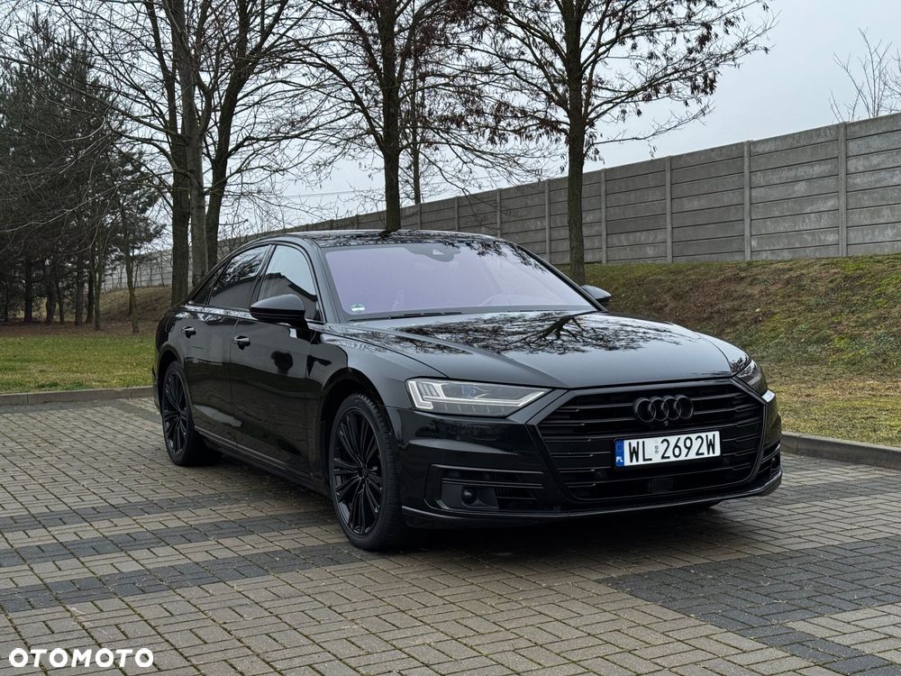 Audi A8 - 1