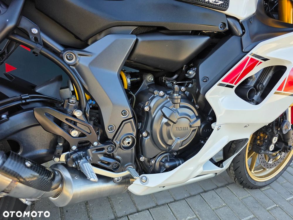 Yamaha R7 - 26