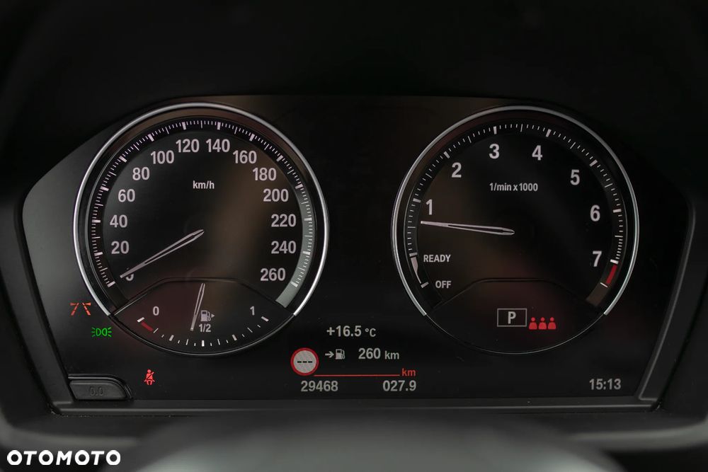 BMW X1 sDrive20i Sport Line - 20