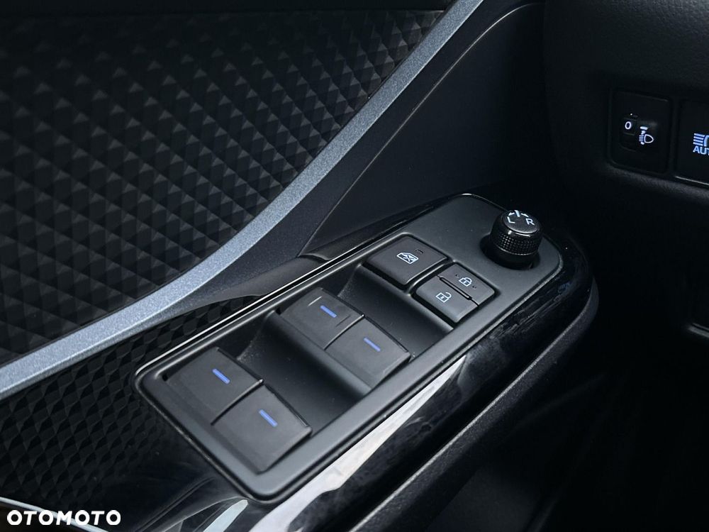 Toyota C-HR - 23