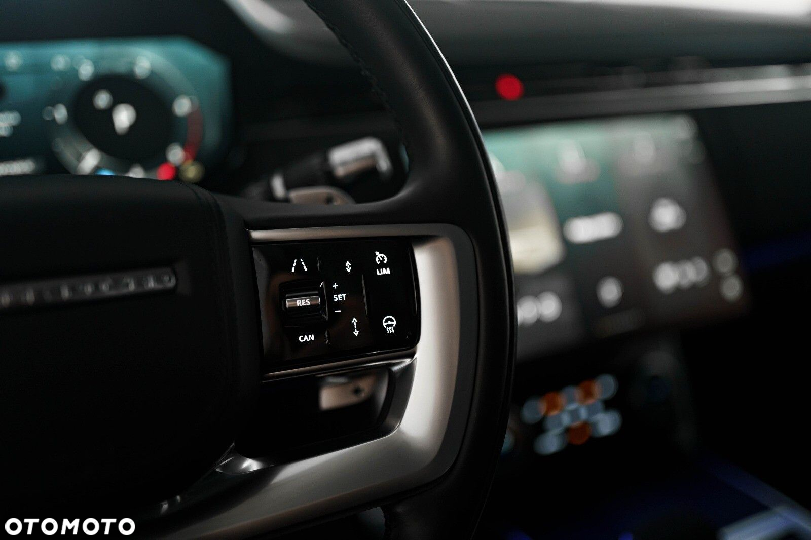 Land Rover Range Rover - 16