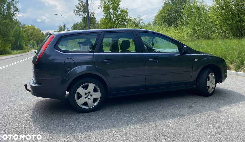Ford Focus 1.6 Ambiente - 7