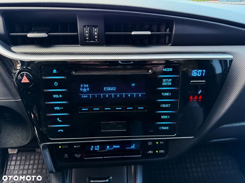 Toyota Auris 1.33 VVT-i Comfort - 31