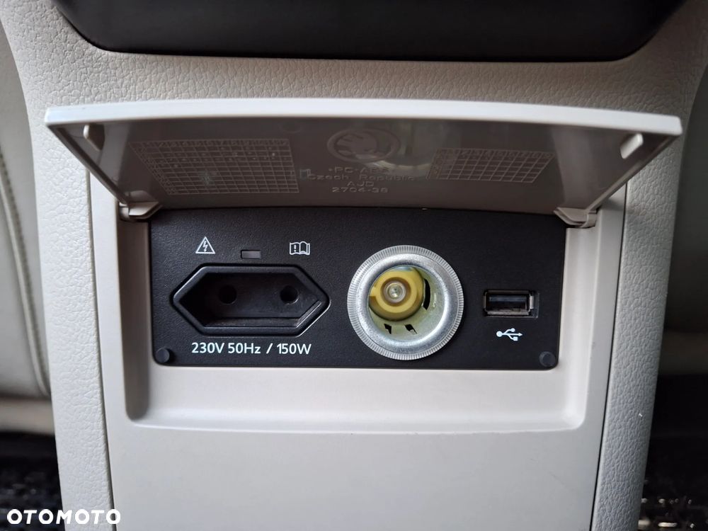Skoda Superb 2.0 TDI 4x4 Style DSG - 23