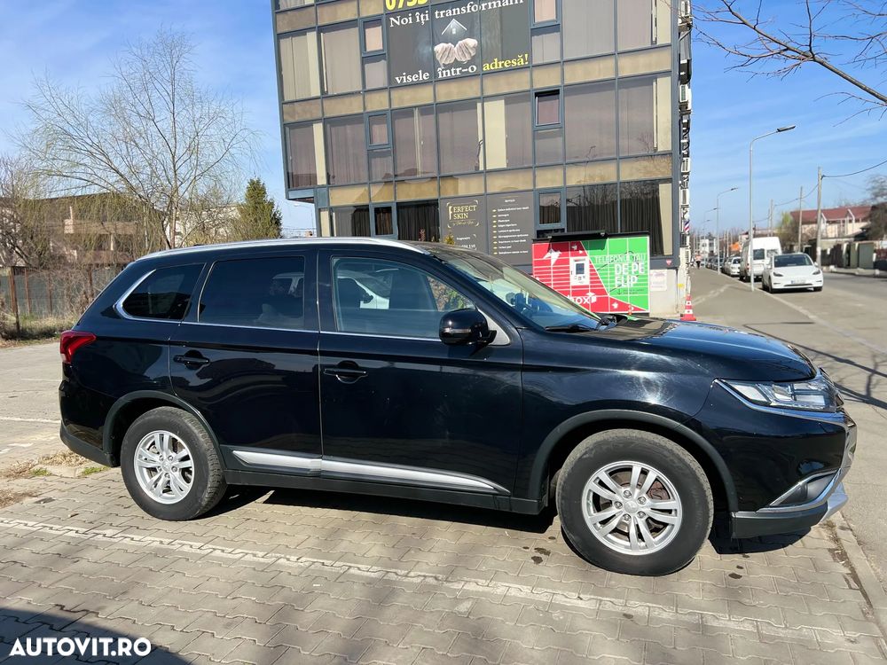 Mitsubishi Outlander 2.2 Litre DI-D AWD Intense Aut. - 5