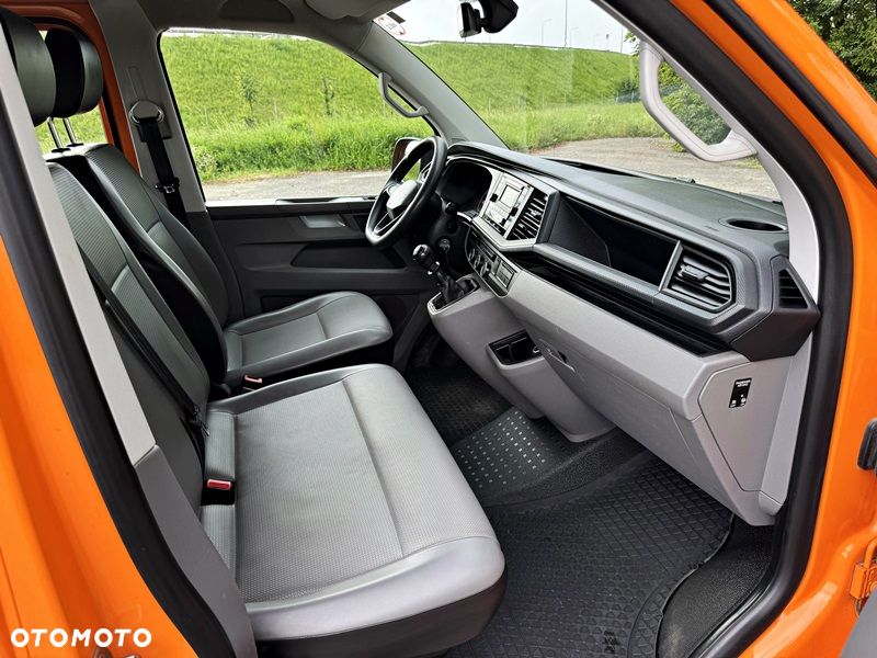 Volkswagen Transporter - 10