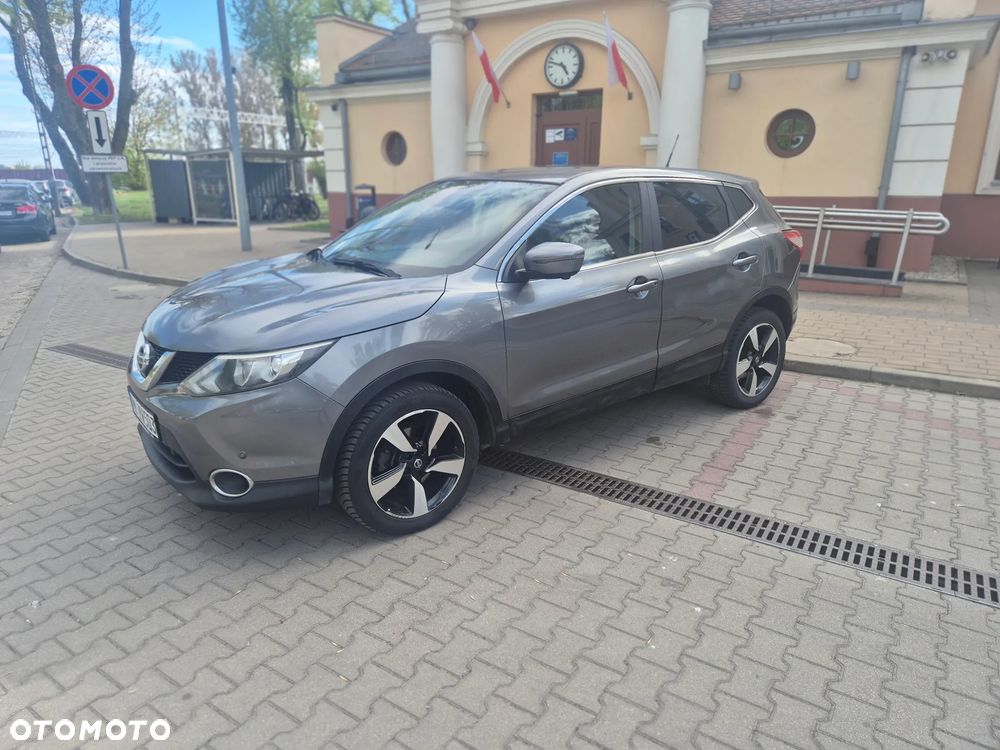 Nissan Qashqai 1.2 DIG-T N-Connecta EU6 - 1